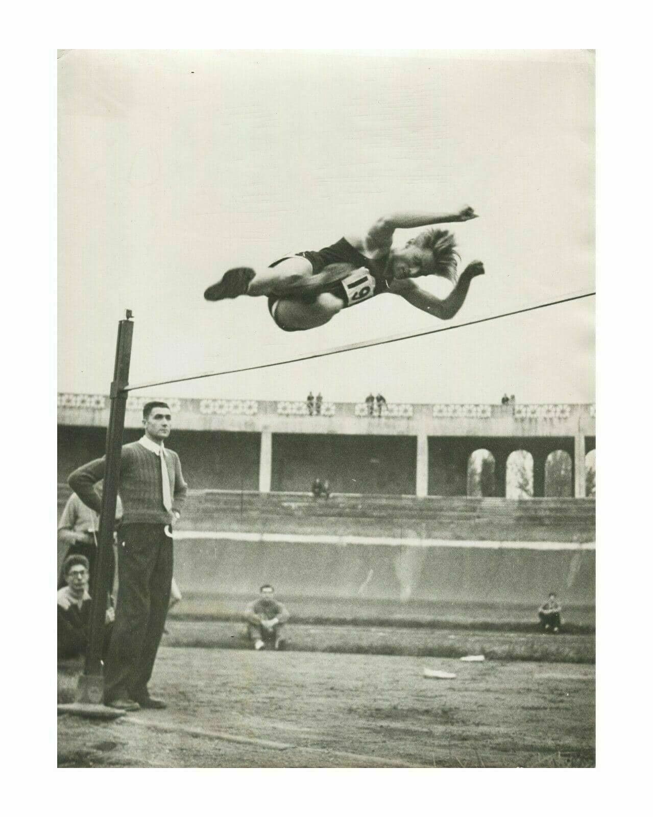 Vintage Photographs Original Sport Athleticism, Pole vault 1951 image 1