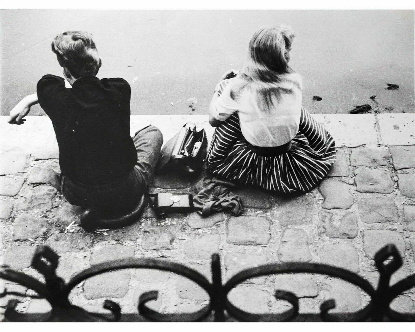 Robert GRAINDORGE - Couple by the River c. 1970 Photograph image 1