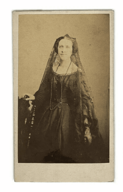 CDV Vintage Photographs AMALRIC - Comtesse de Sainte Marie  c. 1860 image 1