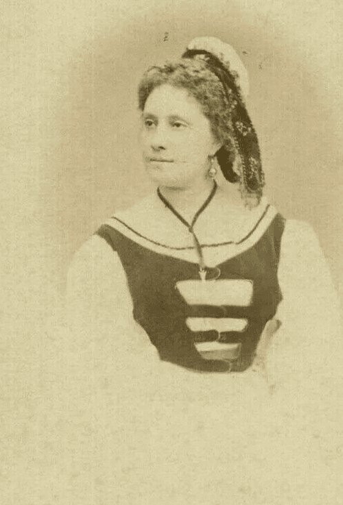 CDV Photograph ERWIN FRERES - French Soprano Marie Caroline Miolan Carvalho 1865 image 2
