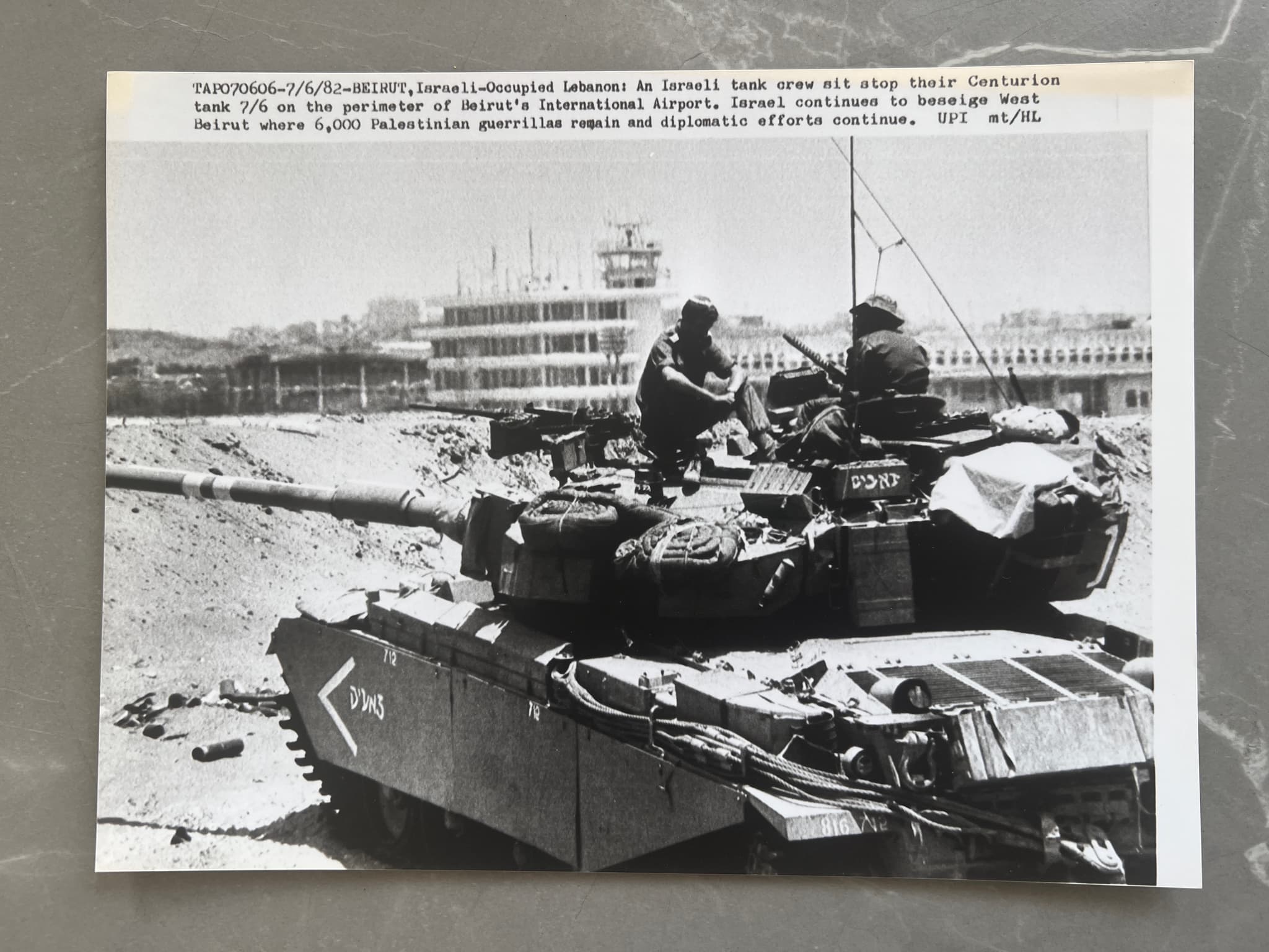 Press Photo A.F.P - Israeli-Occupied Lebanon 1982 image 1