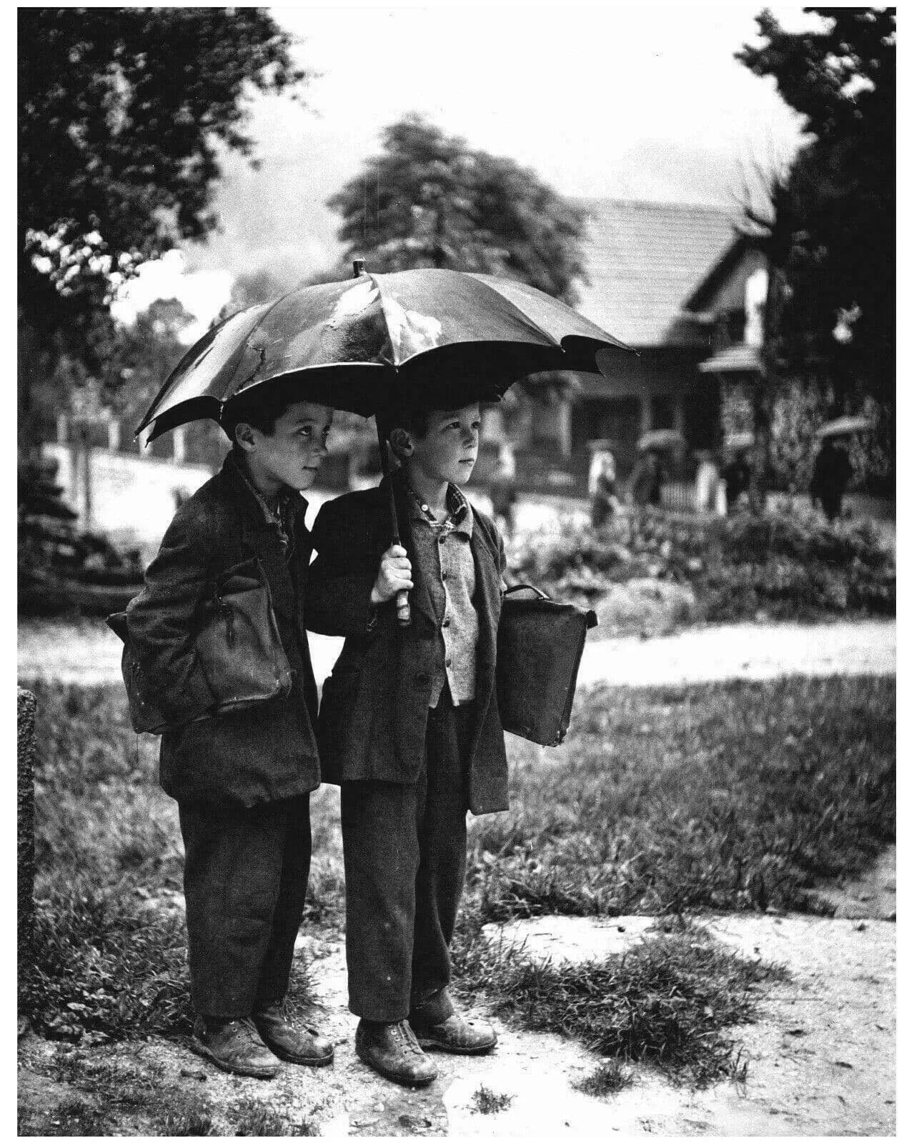Vintage Photographs Gelatin Silver GEORGES Y. ANSQUER Rainy Day, c.1950 image 2