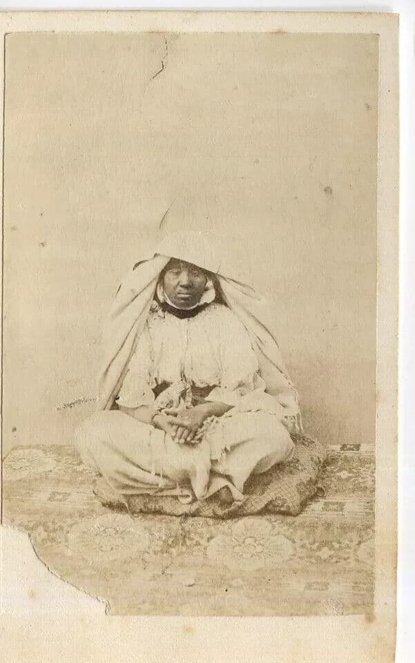 CDV Photograph Orientalist Portrait Baker Woman Tunis 1867 image 2