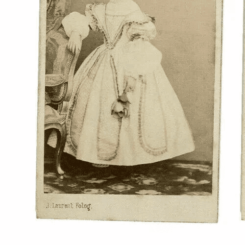 CDV Vintage Photographs J.LAURENT - Infanta Isabel de Borbon c.1860 image 3