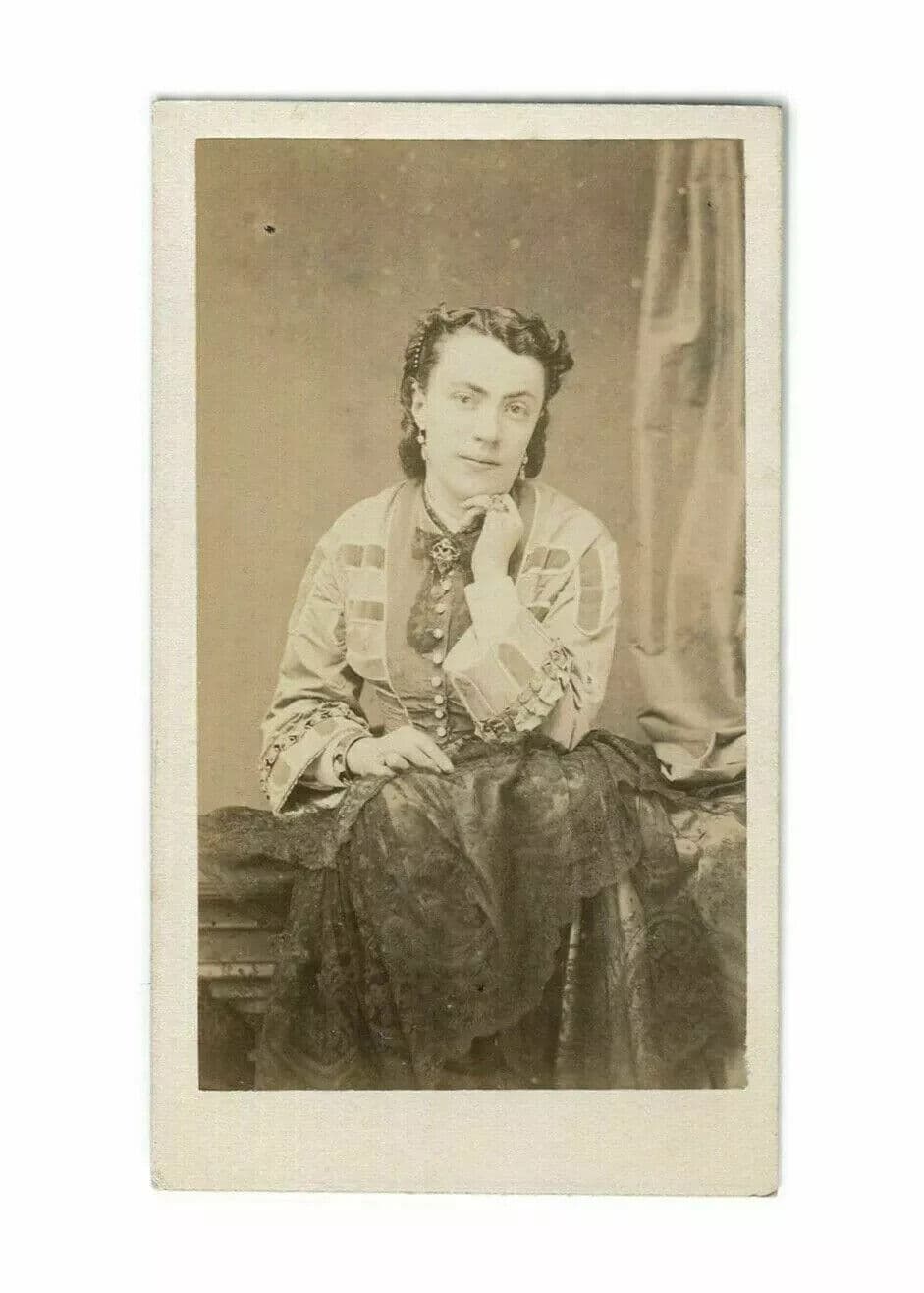CDV Photographs ULRIC GROB - Emma Valladon, Theresa - OPERA - Albumen c. 1864 image 5