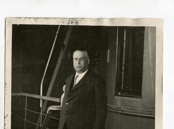 Vintage Photography Press Portrait Aviator Navarro image 3