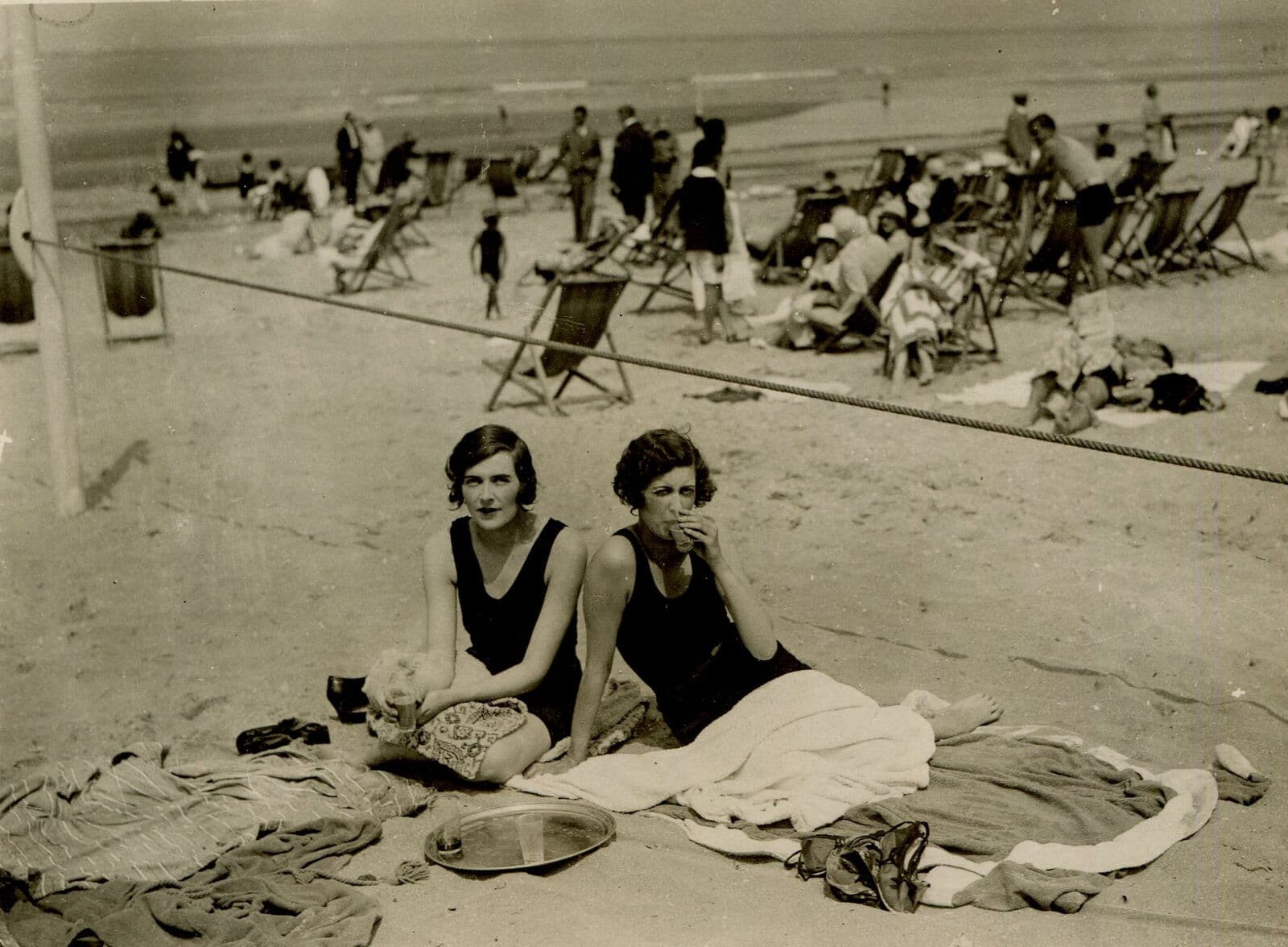 Vintage Original People Holidays Summer Highlights Photography