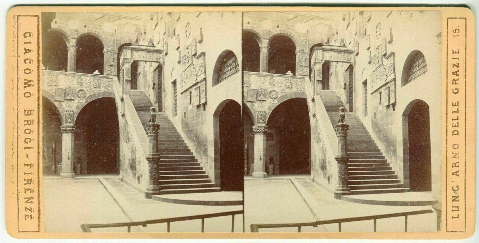 Vintage Stereoview Photo Giacomo BROGI - Cortile del Palazzo del Potestà c. 1870